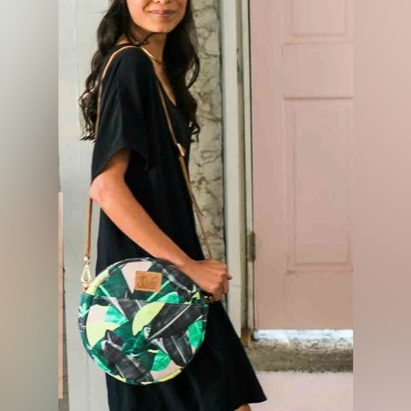 Sseko Crossbody Leather Canvas Tropical Print Circle Bag Made in Uganda - Picture 1 of 13